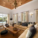 Anna - Vale De Lobo Вилла Фару