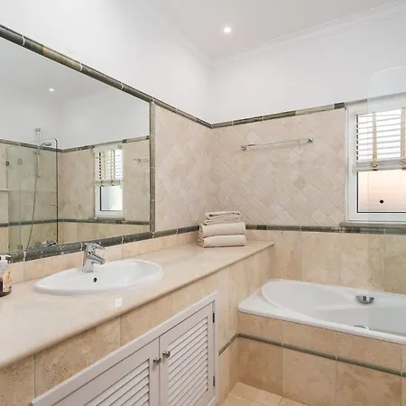 Anna - Vale De Lobo Distrito de Faro